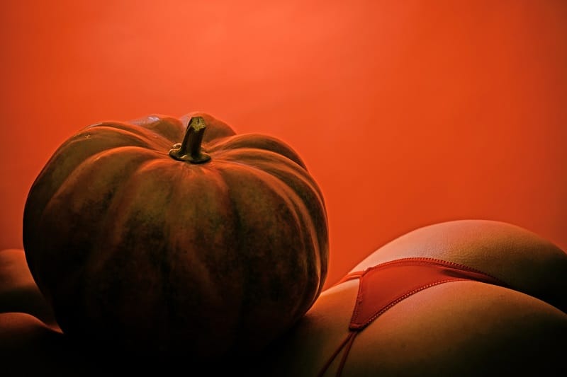 Pumpkins on ass. Sex shop and Hellowen